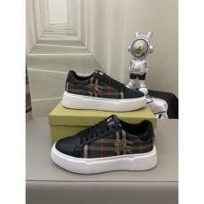 Burberry Sneakers